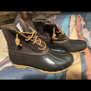 Sperry duck boots